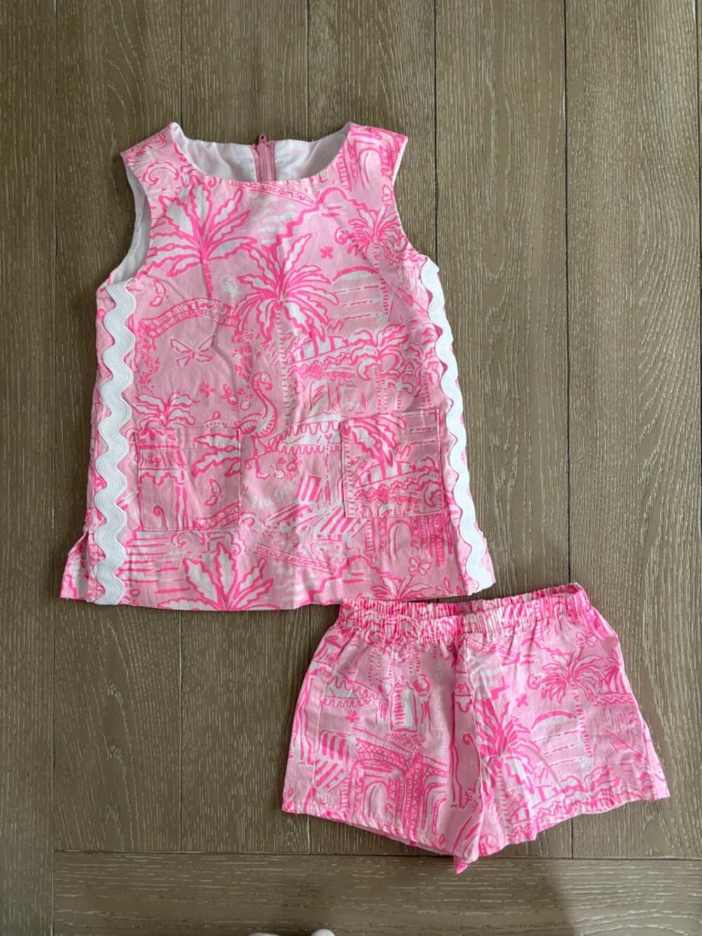 Lilly Pulitzer Pink & White Tropical Set